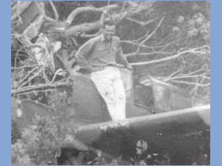 CB Head crashed P-40F.jpg